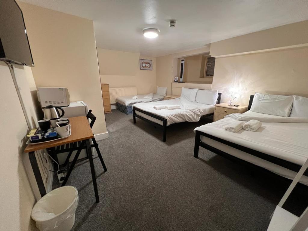Stratford Hotel ロンドン エクステリア 写真