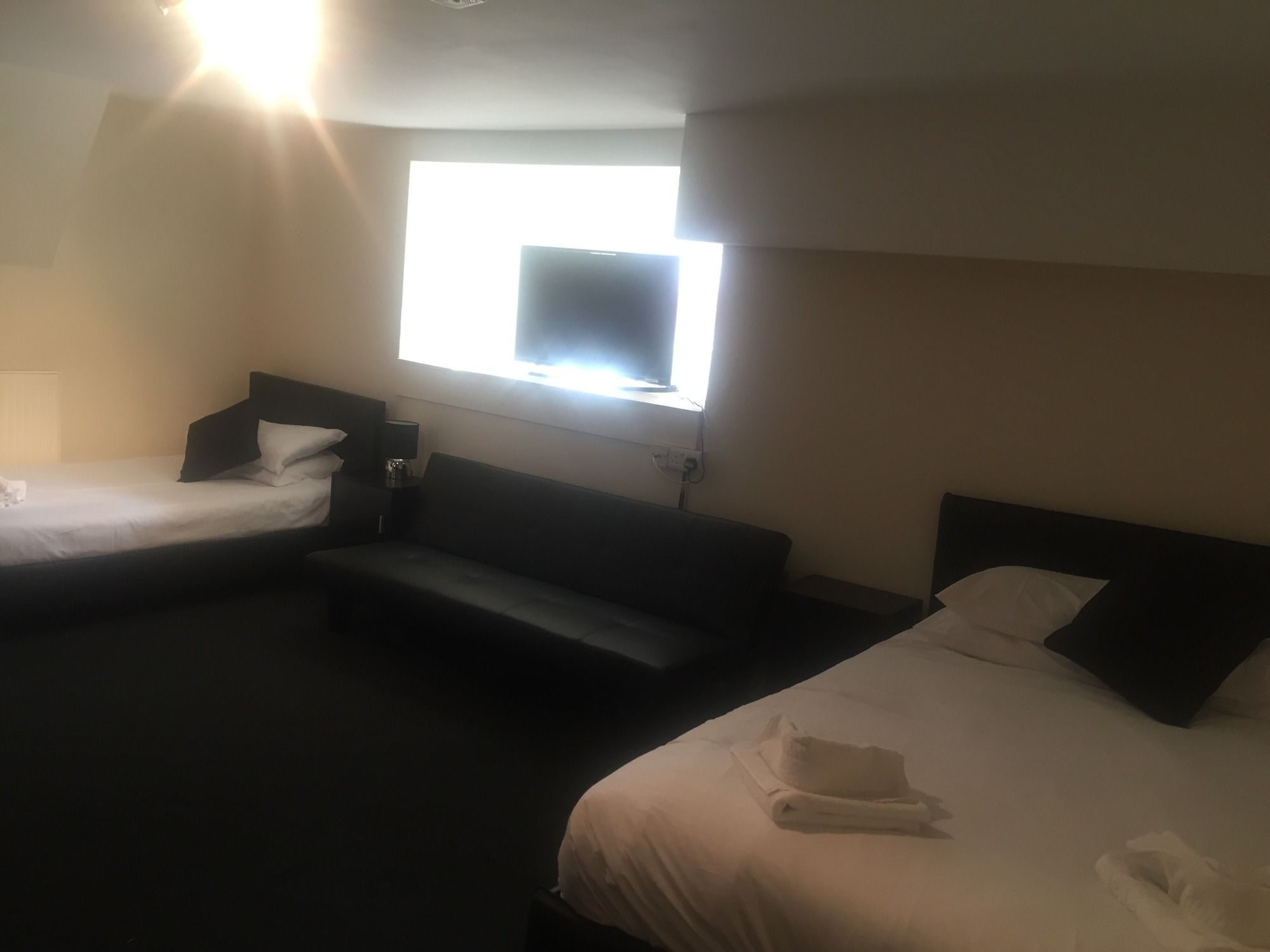 Stratford Hotel ロンドン エクステリア 写真